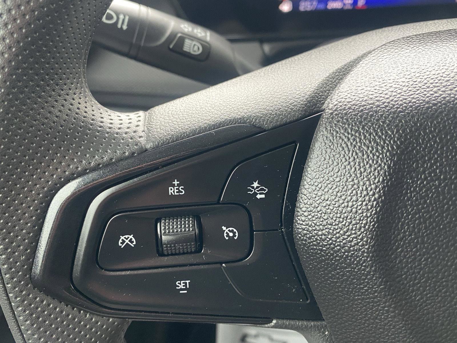 Used 2024 Chevrolet TrailBlazer LT image 14