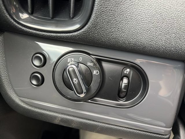 Used 2017 MINI Cooper Countryman ALL4 AWD/4WD image 18