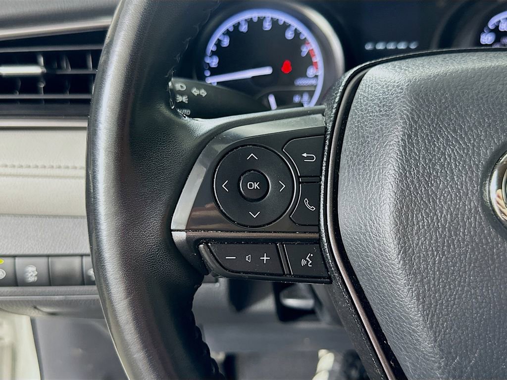 Used 2023 Toyota Camry SE image 21