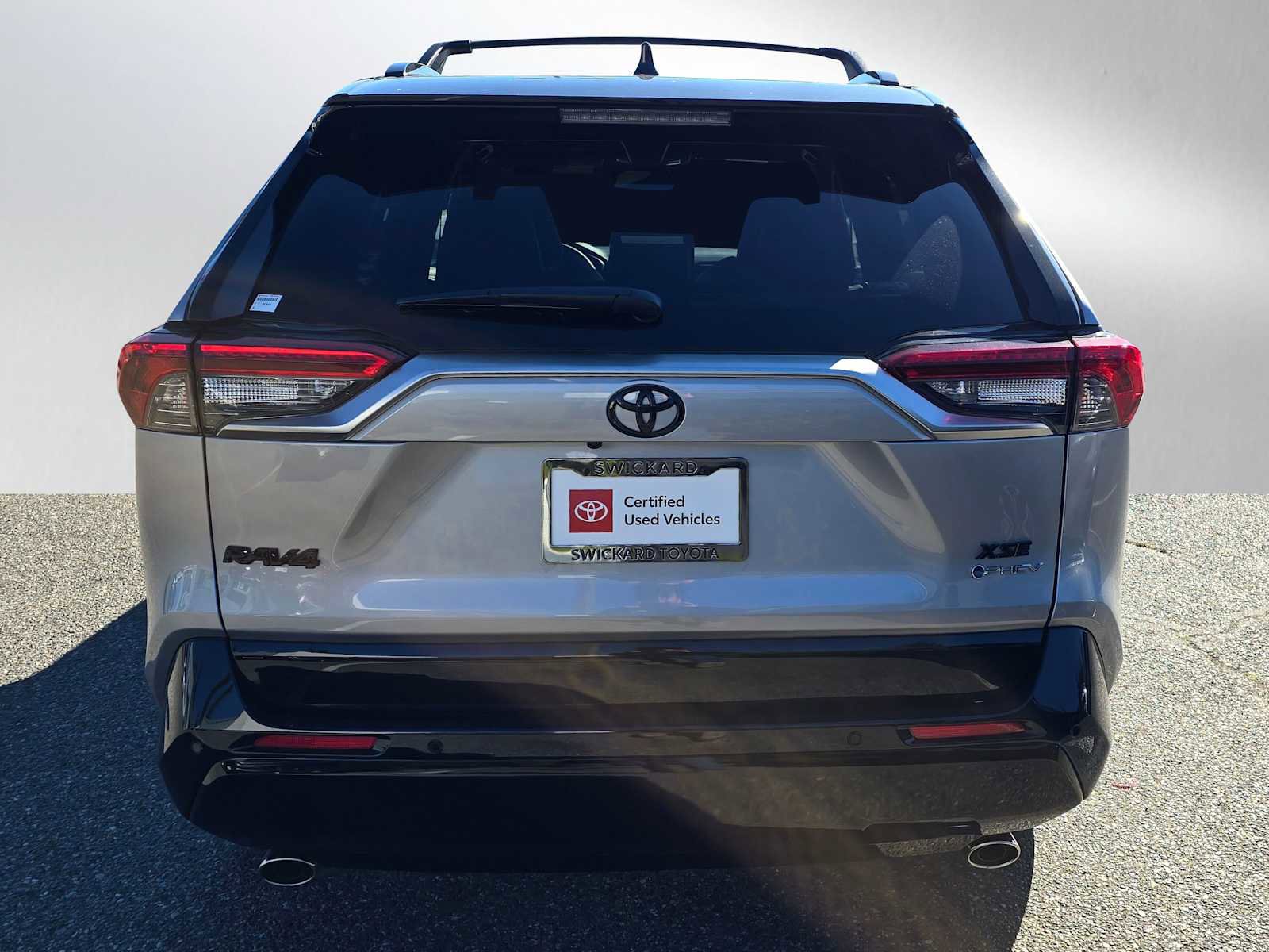 Used 2024 Toyota RAV4 XSE w/ Weather Package image 4