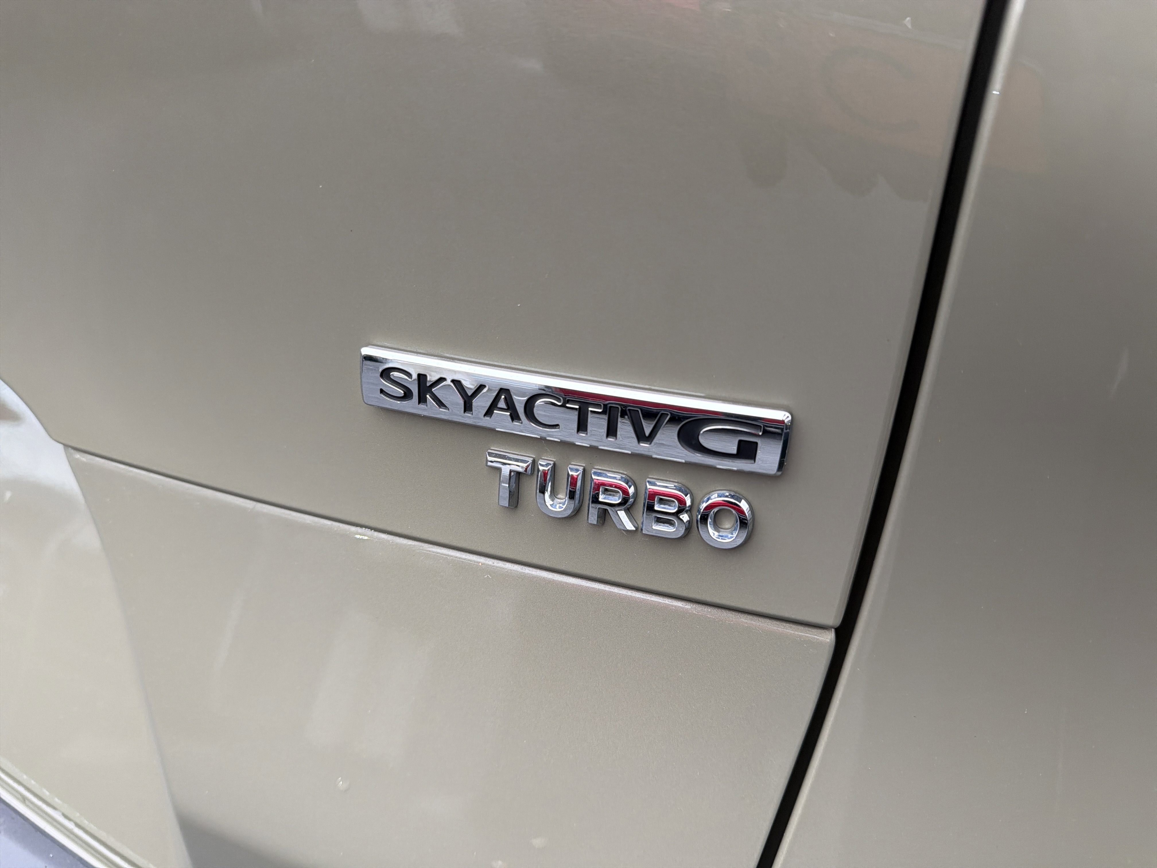 Used 2025 MAZDA CX-30 Carbon image 8