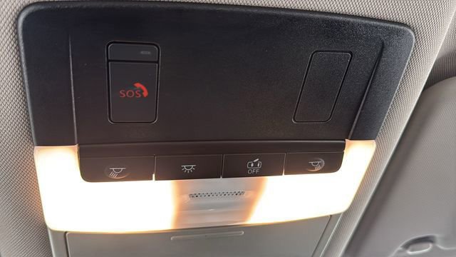 Certified 2025 Nissan Rogue SV image 30