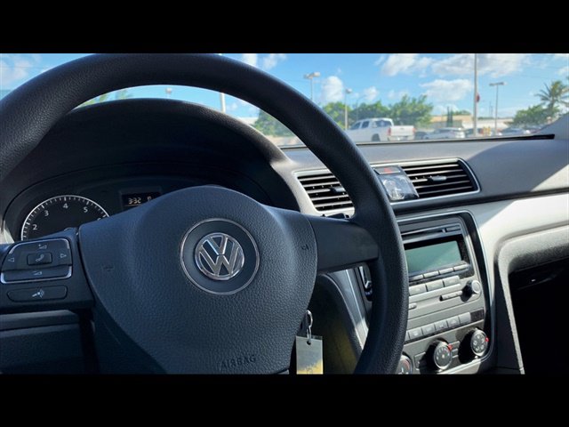 Used 2013 Volkswagen Passat 2.5 S FWD image 9