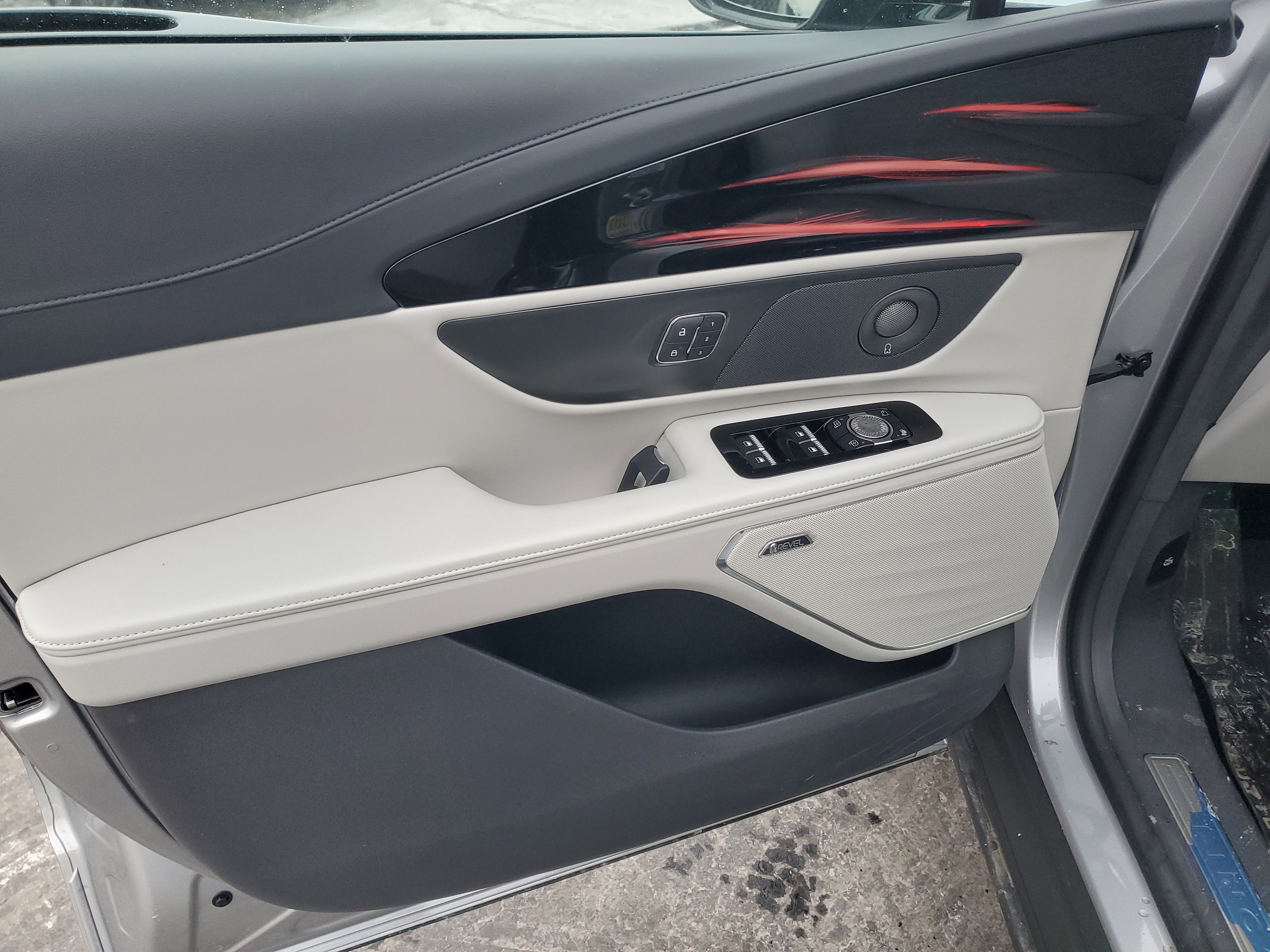 New 2026 Lincoln Nautilus Reserve w/ Jet Appearance Package image 8