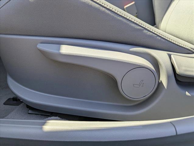 New 2026 Hyundai Elantra Sport FWD image 11