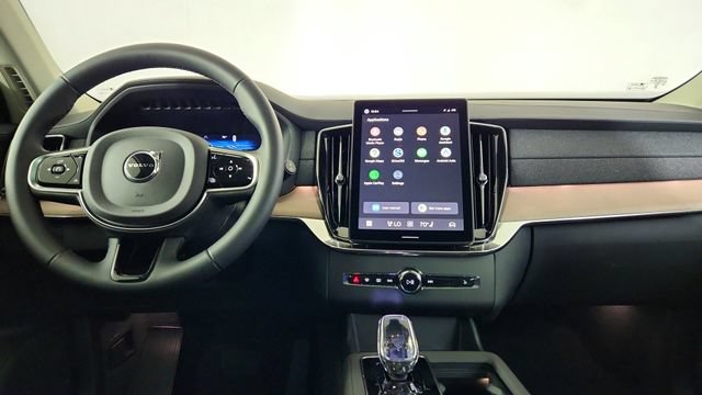 New 2026 Volvo XC90 B5 Core w/ Protection Package Premier AWD/4WD image 25