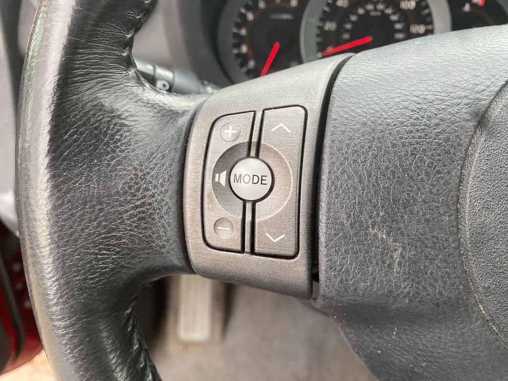 Used 2012 Toyota RAV4 Limited image 15