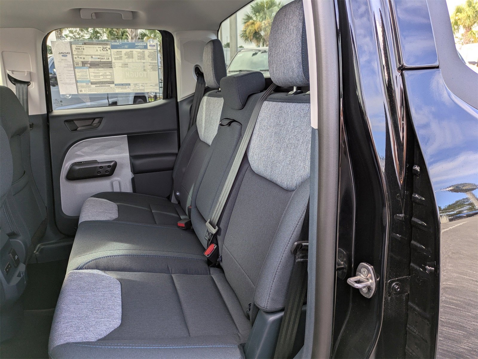 New 2025 Ford Maverick XLT w/ XLT Luxury Package image 19