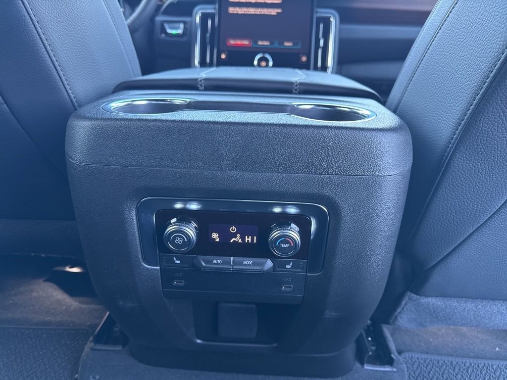 New 2026 GMC Yukon XL Denali w/ Sun & Power Step Package image 28