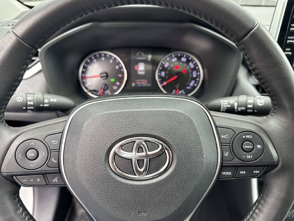 Used 2019 Toyota RAV4 XLE w/ Convenience Package AWD/4WD image 28