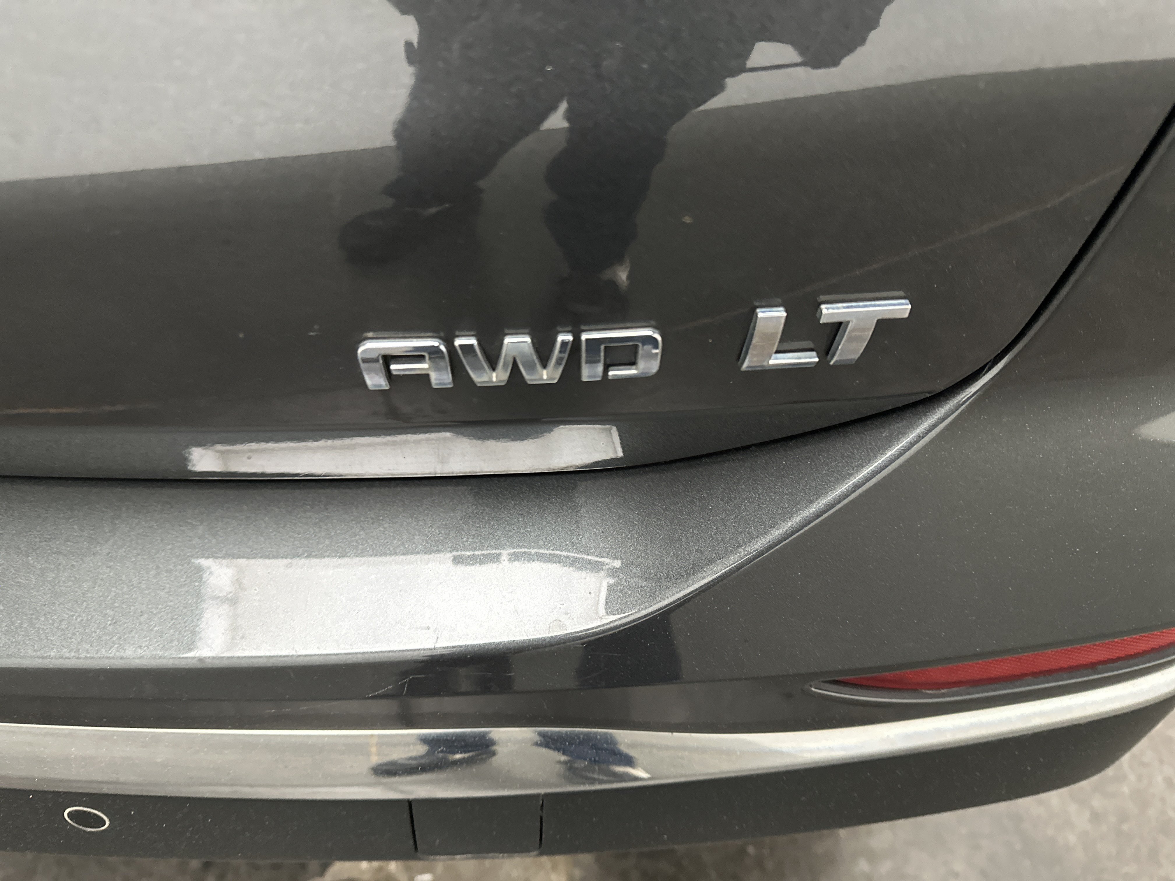 Used 2019 Chevrolet Equinox LT AWD/4WD image 12