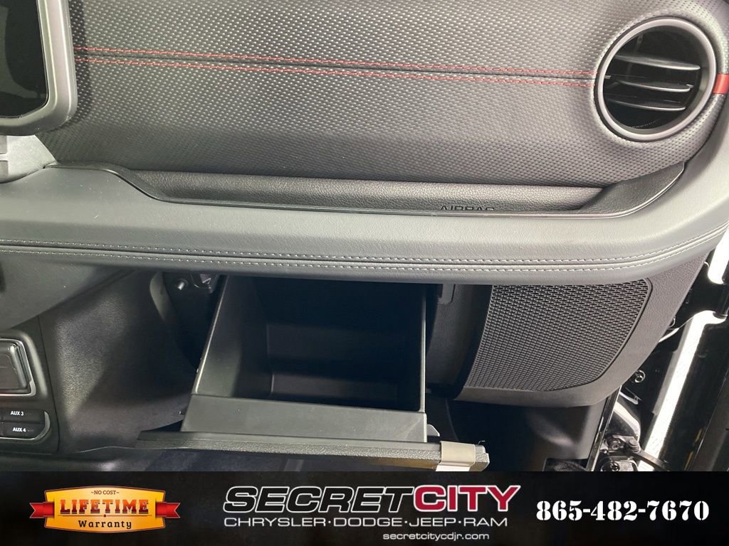 New 2025 Jeep Wrangler Rubicon w/ Steel Bumper Group image 33