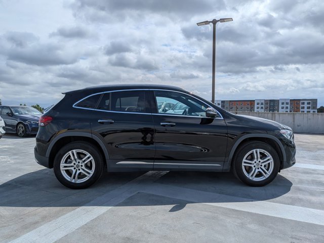 Used 2023 Mercedes-Benz GLA 250 4MATIC image 4