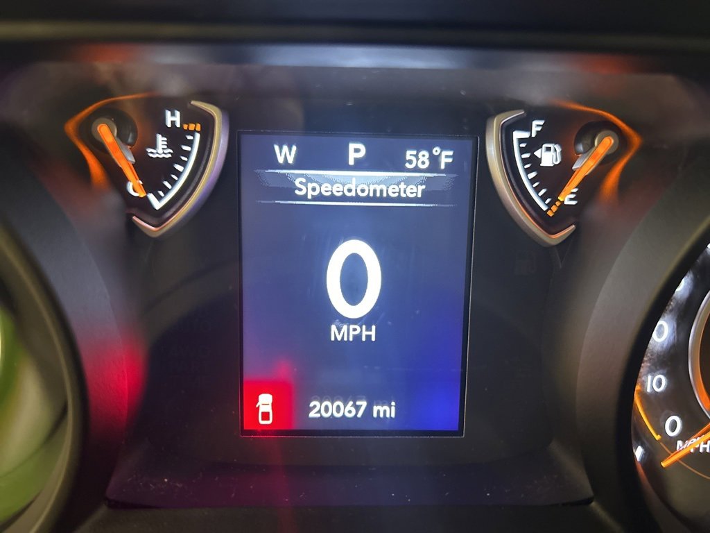 Used 2025 Jeep Gladiator Sport image 18