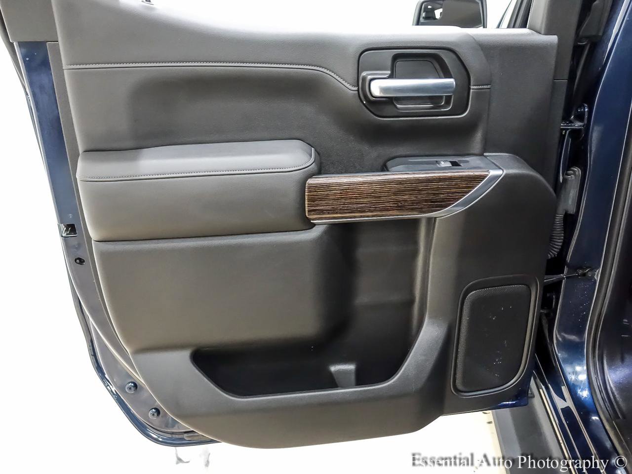 Used 2020 GMC Sierra 1500 Elevation image 26