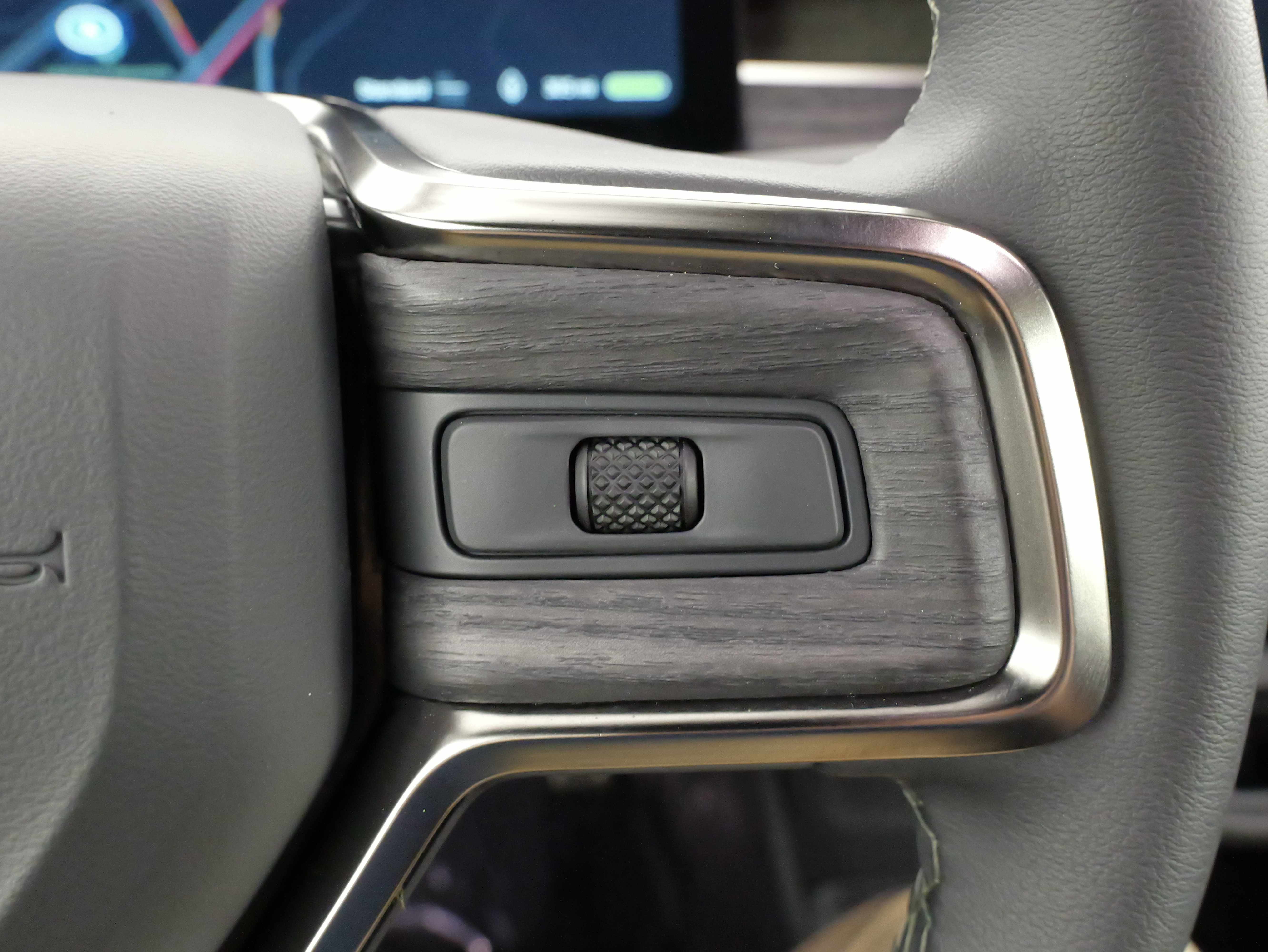 Used 2023 Rivian R1S Adventure AWD/4WD image 45