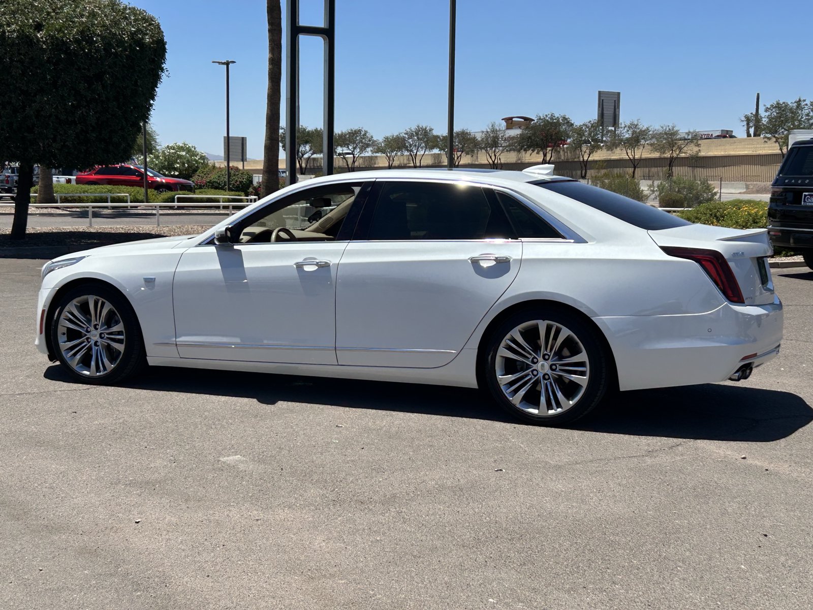 Certified 2018 Cadillac CT6 Platinum AWD/4WD image 3