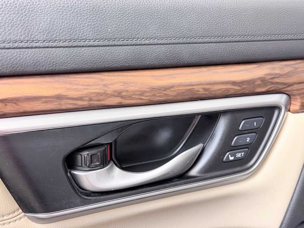 Used 2021 Honda CR-V EX-L image 9