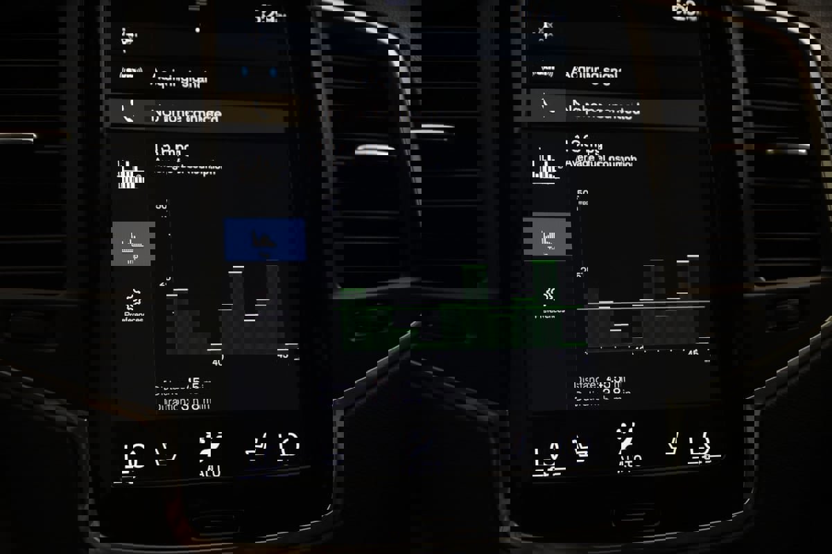 Used 2022 Volvo XC90 T6 Momentum w/ Climate Package image 36