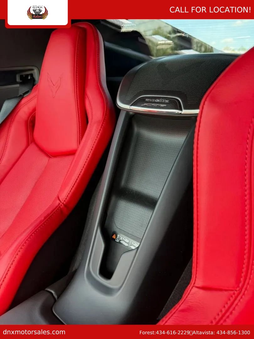 Used 2025 Chevrolet Corvette Z06 image 35