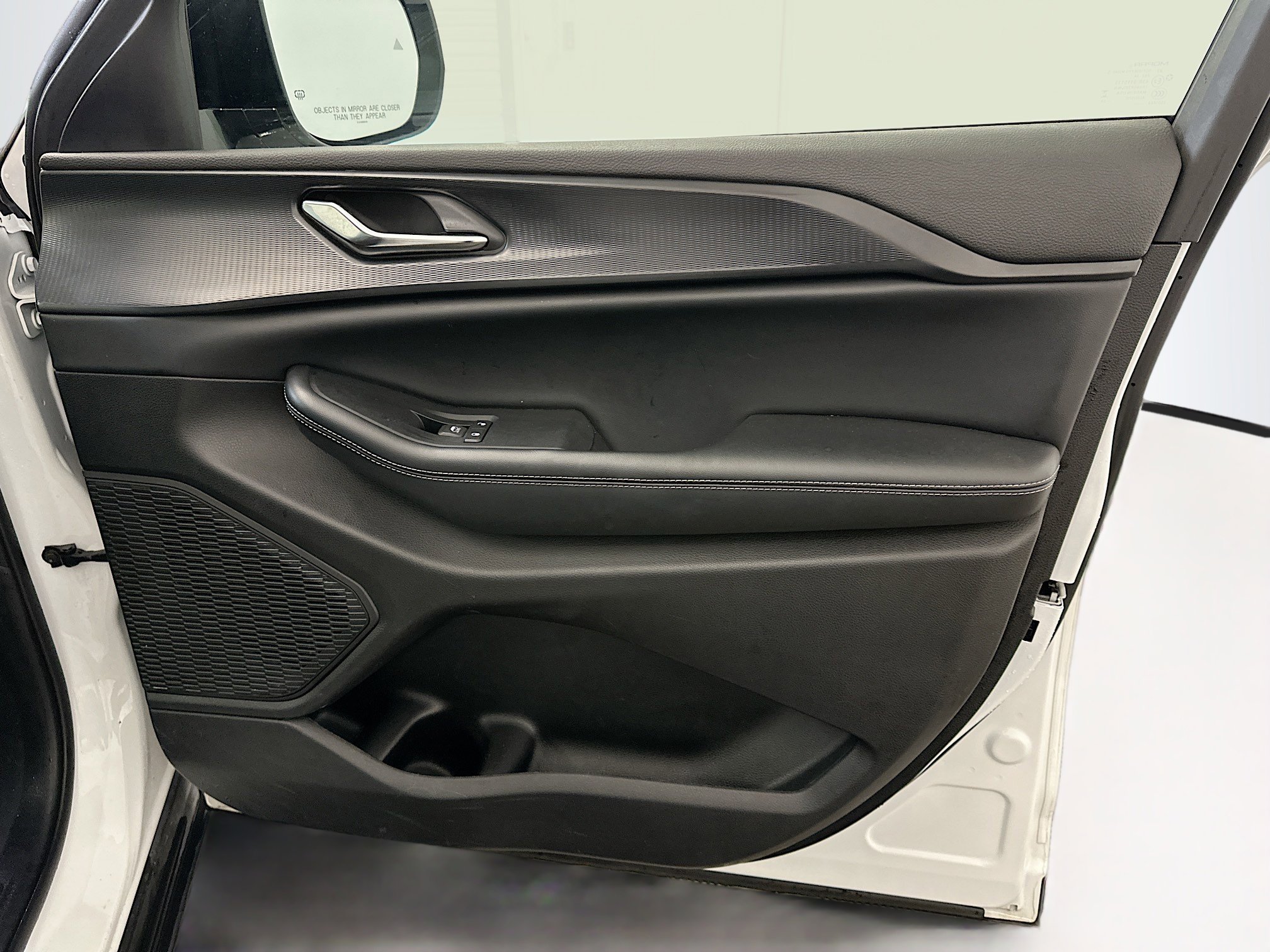 Used 2024 Jeep Grand Cherokee L Altitude image 34