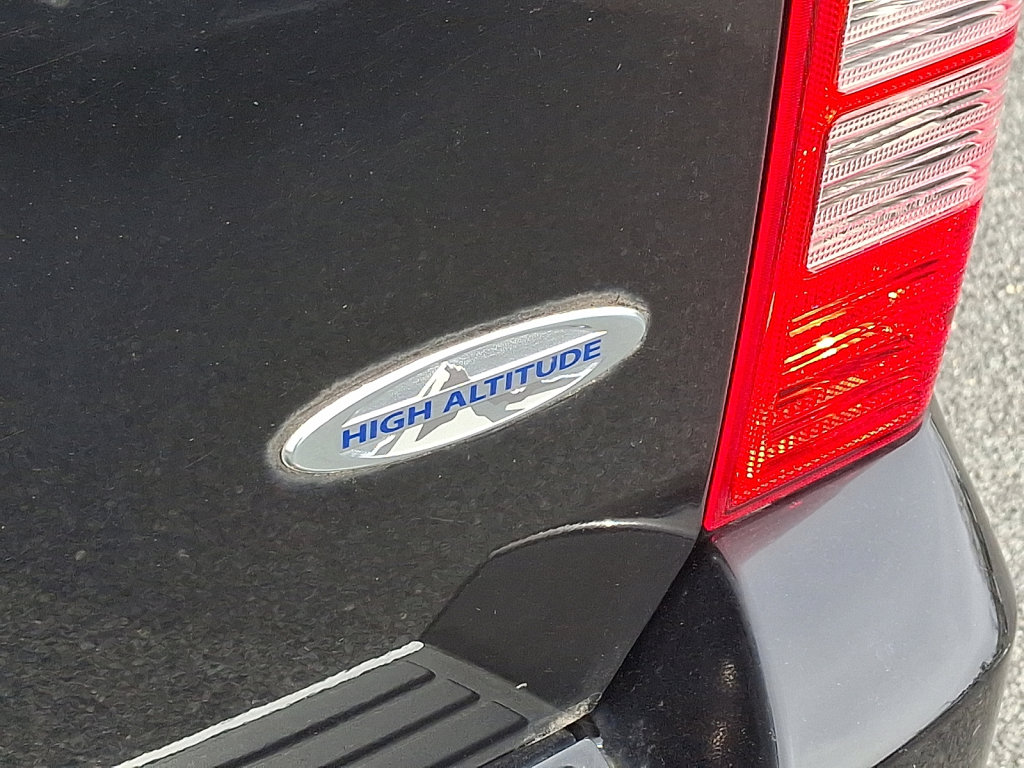 Used 2016 Jeep Patriot High Altitude image 16