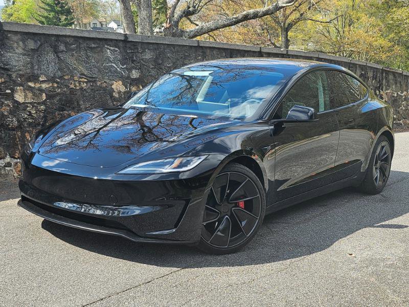 Used 2024 Tesla Model 3 Performance image 2