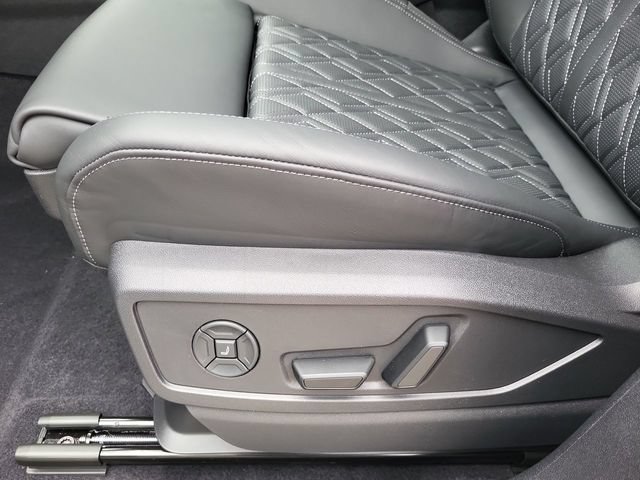 New 2026 Audi SQ5 Premium Plus AWD/4WD image 12