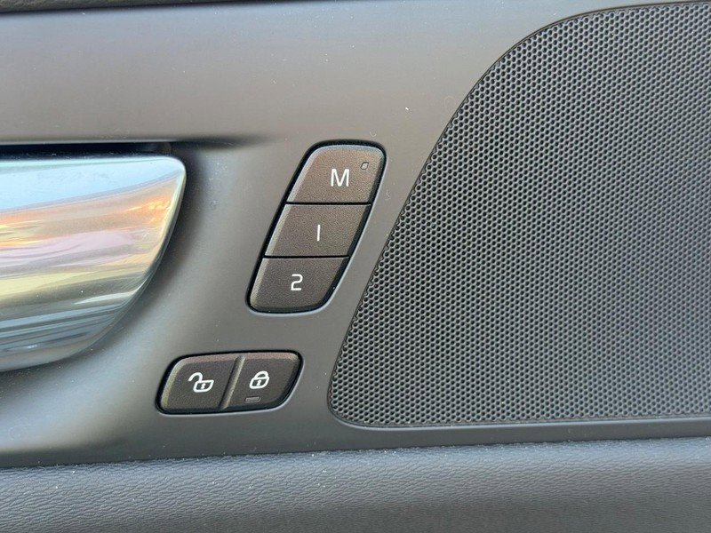 Certified 2025 Volvo S60 B5 Plus image 20