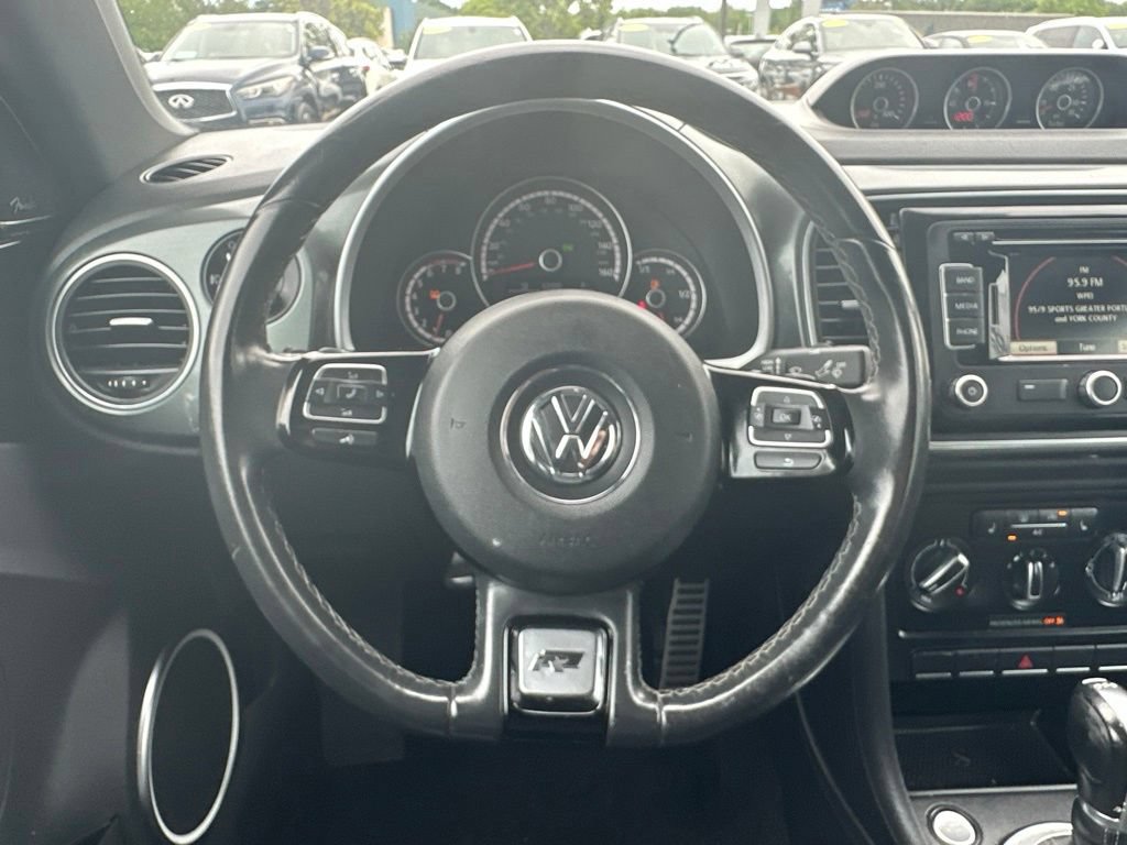Used 2014 Volkswagen Beetle R-Line FWD image 17