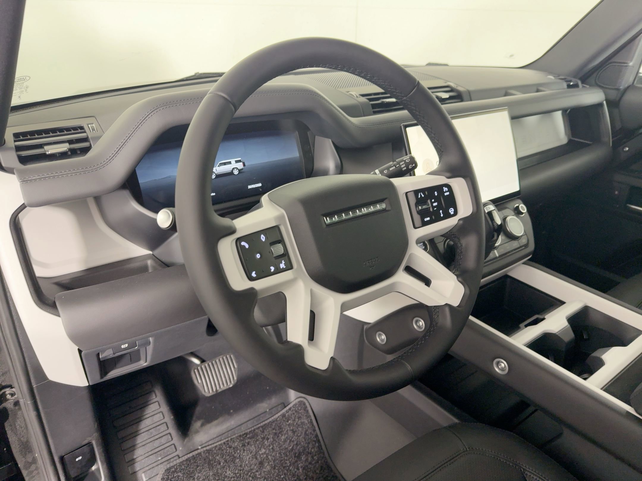 New 2026 Land Rover Defender 130 S AWD/4WD image 4