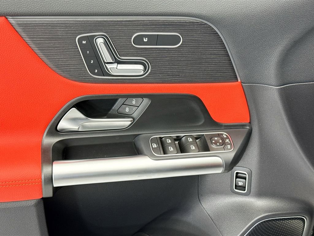New 2026 Mercedes-Benz GLA 250 4MATIC image 23