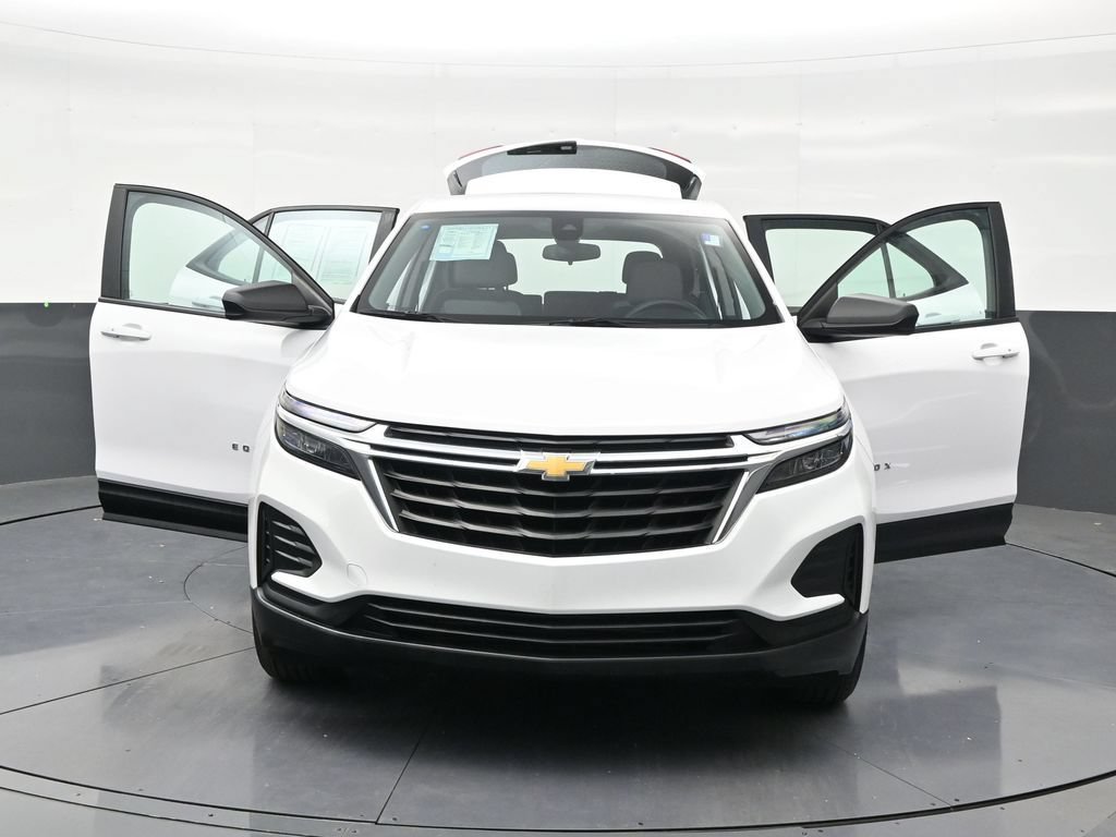 Used 2024 Chevrolet Equinox LS FWD image 30