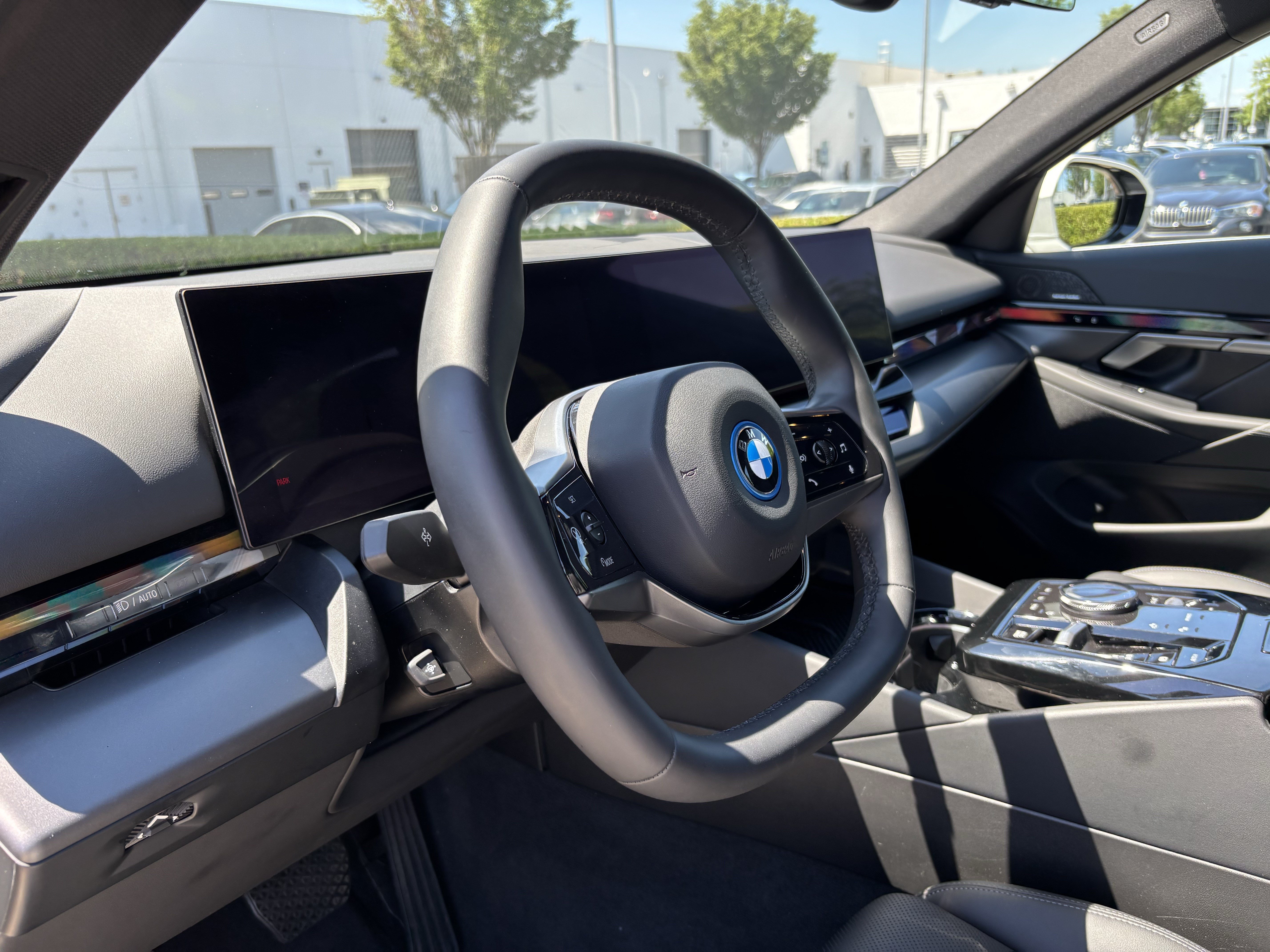 Certified 2024 BMW i5 eDrive40i w/ Convenience Package RWD image 16
