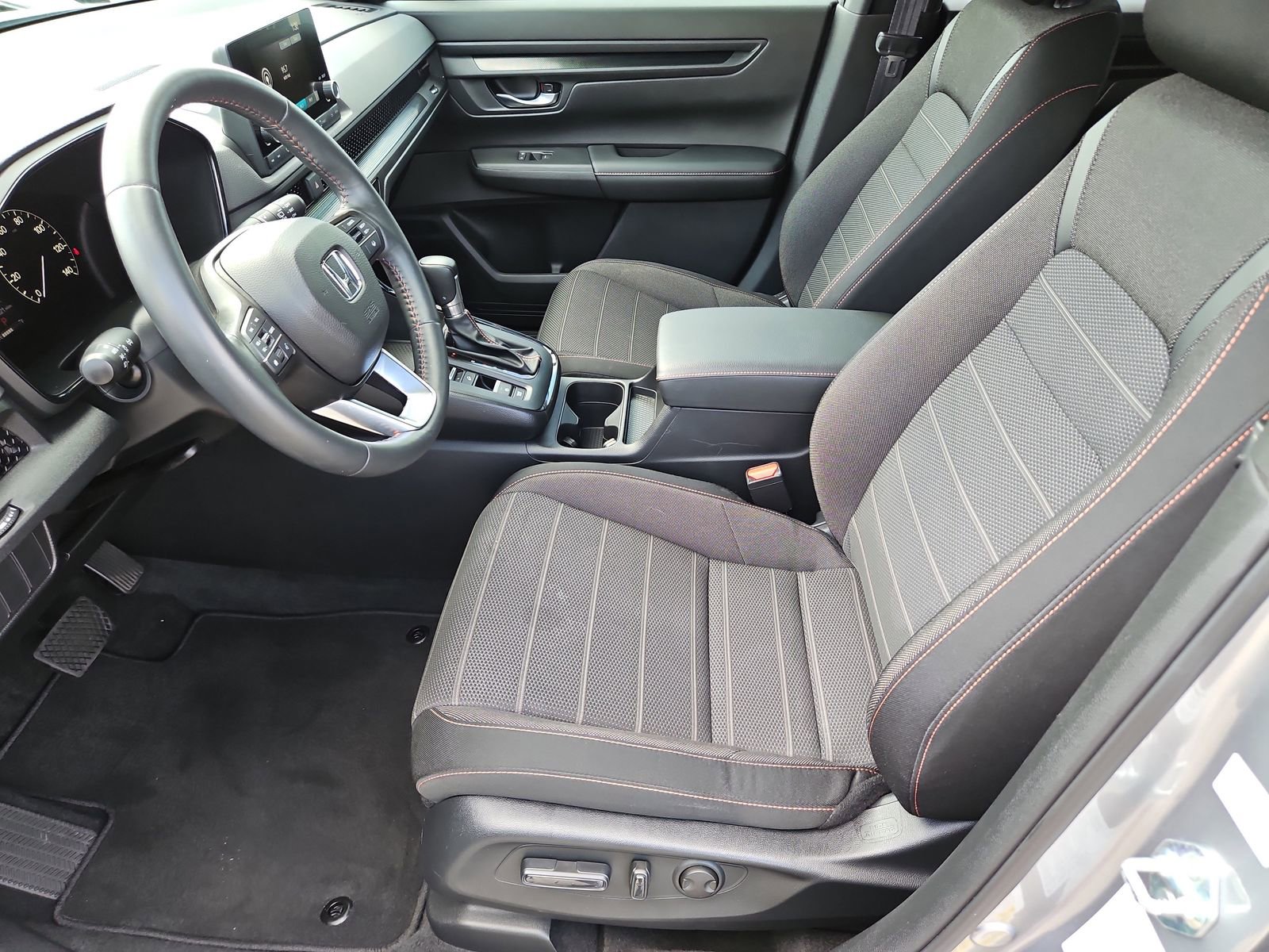 Used 2024 Honda CR-V Sport image 13