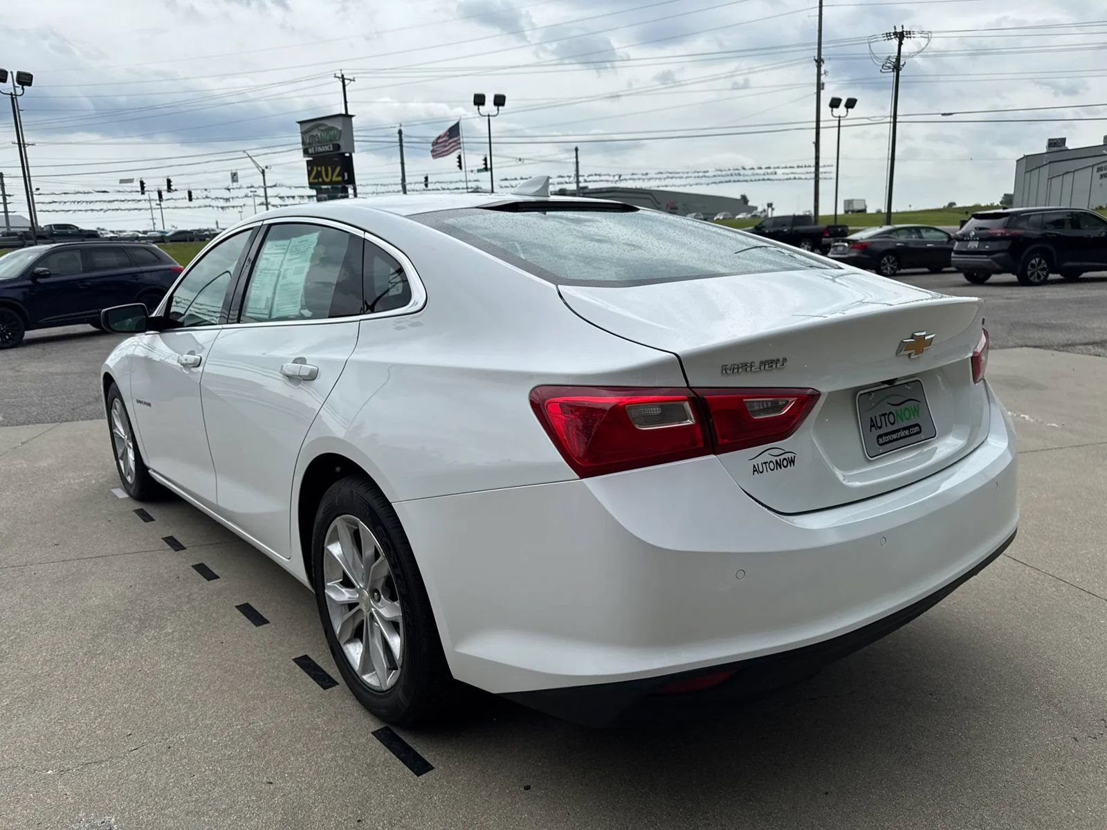 Used 2023 Chevrolet Malibu LT w/ Driver Confidence Package FWD image 5