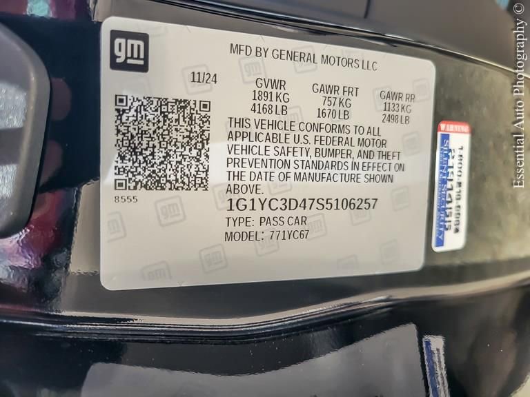 Used 2025 Chevrolet Corvette Stingray Premium Conv w/ Z51 Performance Package image 21