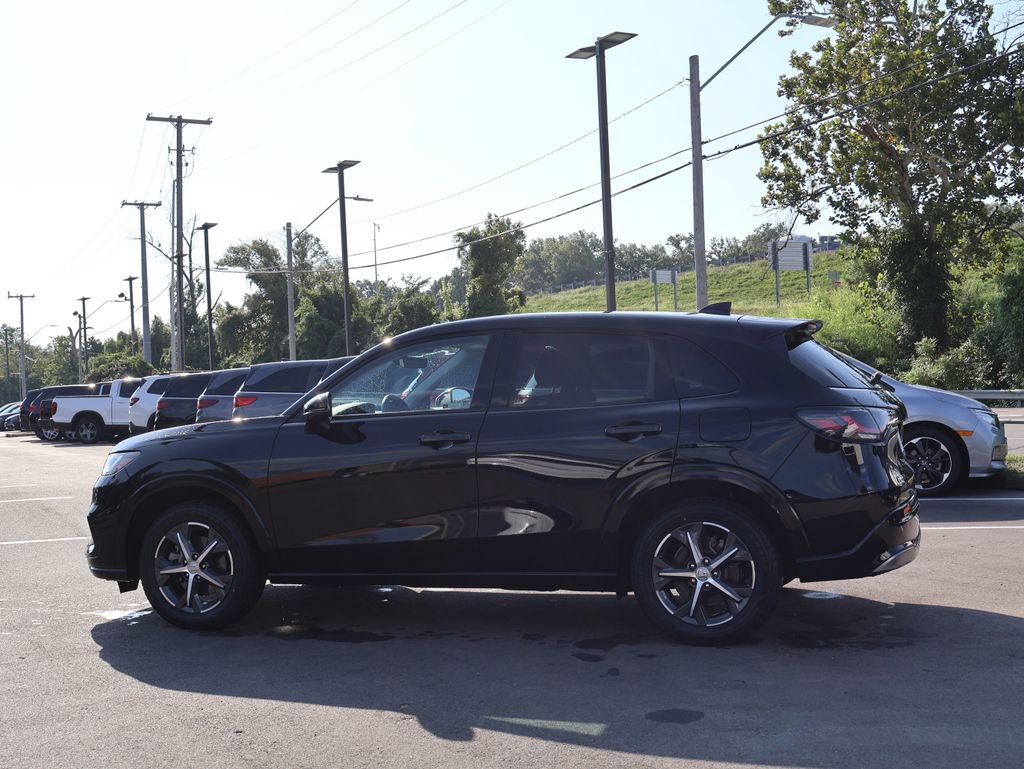 Certified 2024 Honda HR-V EX-L image 4
