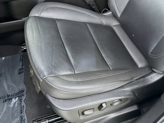 Used 2022 Chevrolet Tahoe LT w/ Luxury Package RWD image 22