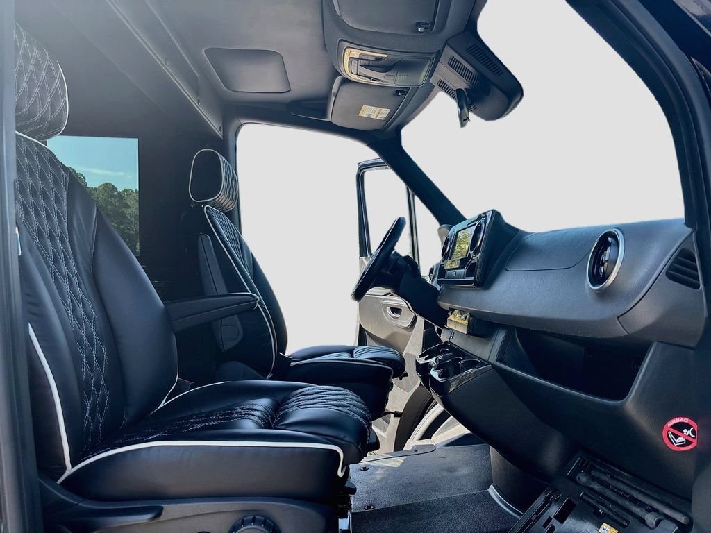 Used 2022 Mercedes-Benz Sprinter 3500 image 44