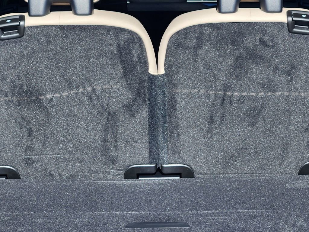 New 2026 Volvo XC90 T8 Plus w/ Protection Package Premier image 20