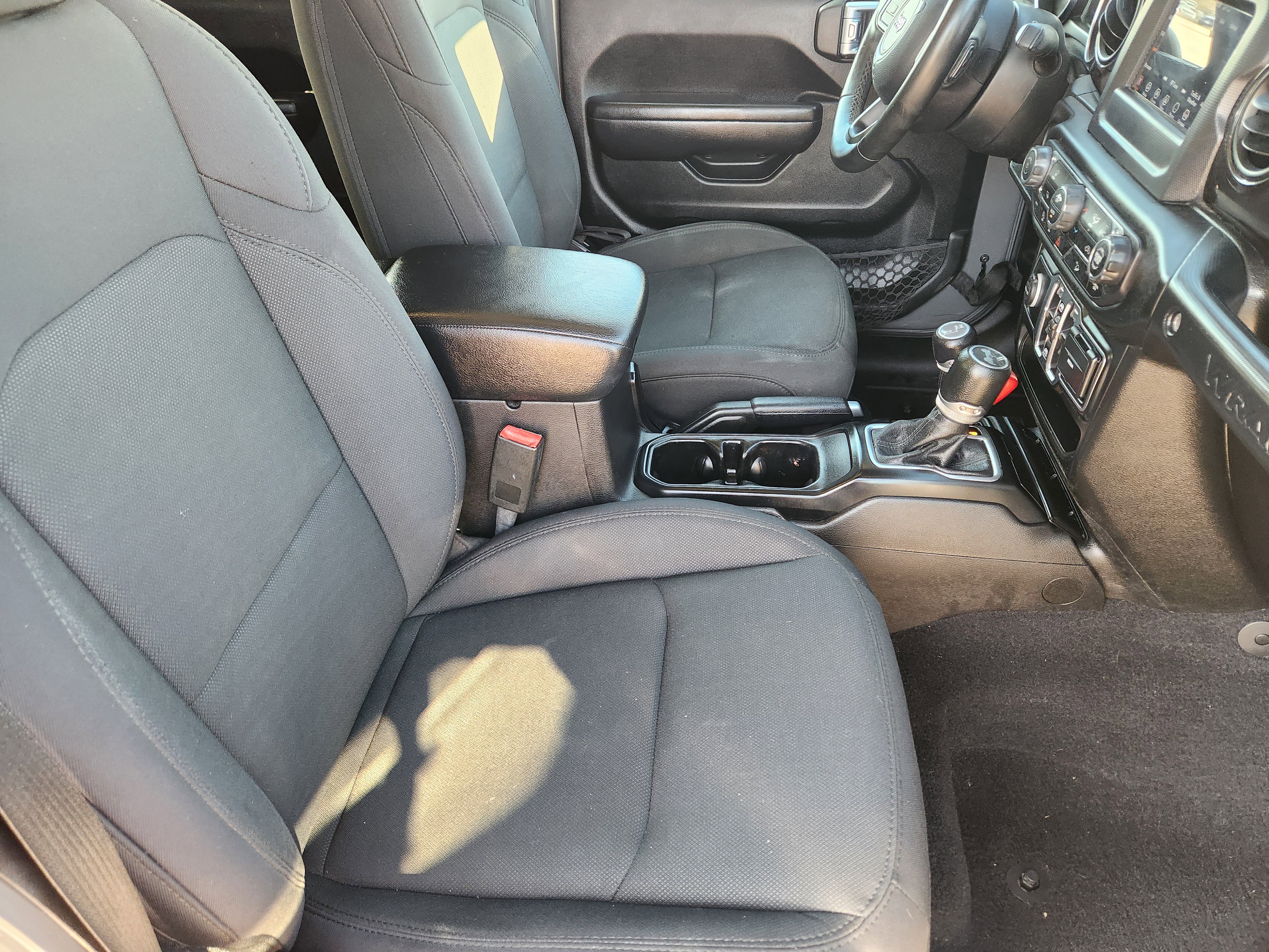 Used 2020 Jeep Wrangler Unlimited Sport image 14