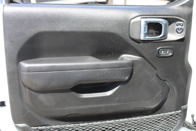 Used 2023 Jeep Wrangler Unlimited AWD/4WD image 14