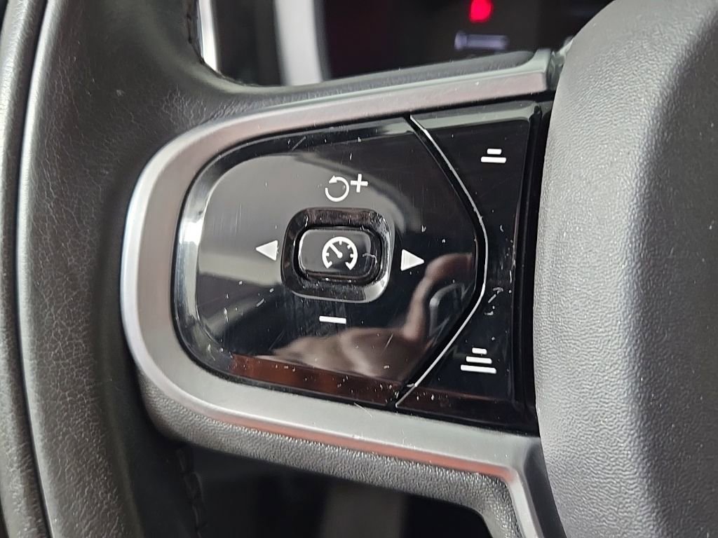Used 2019 Volvo S60 T5 Momentum w/ Premium Package image 25