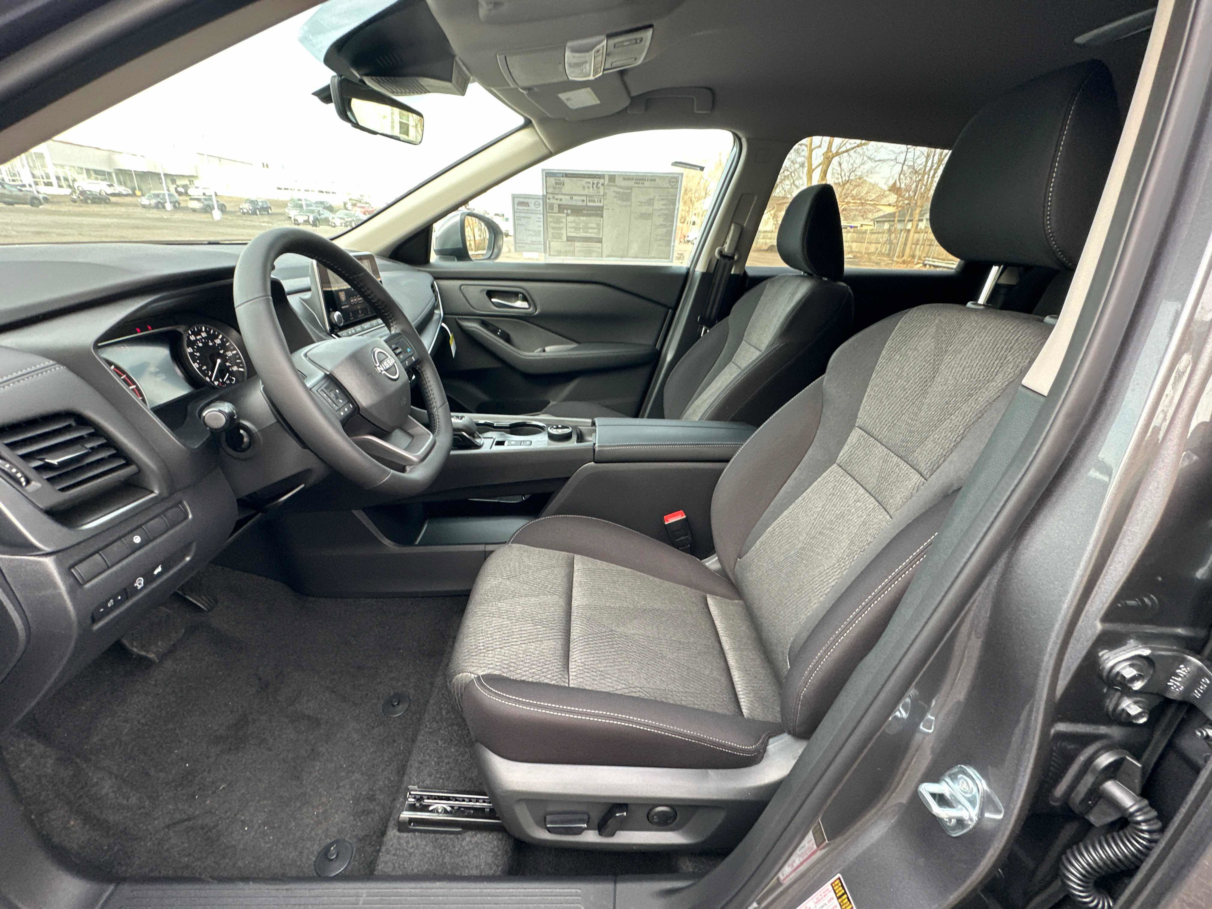 New 2026 Nissan Rogue SV AWD/4WD image 24