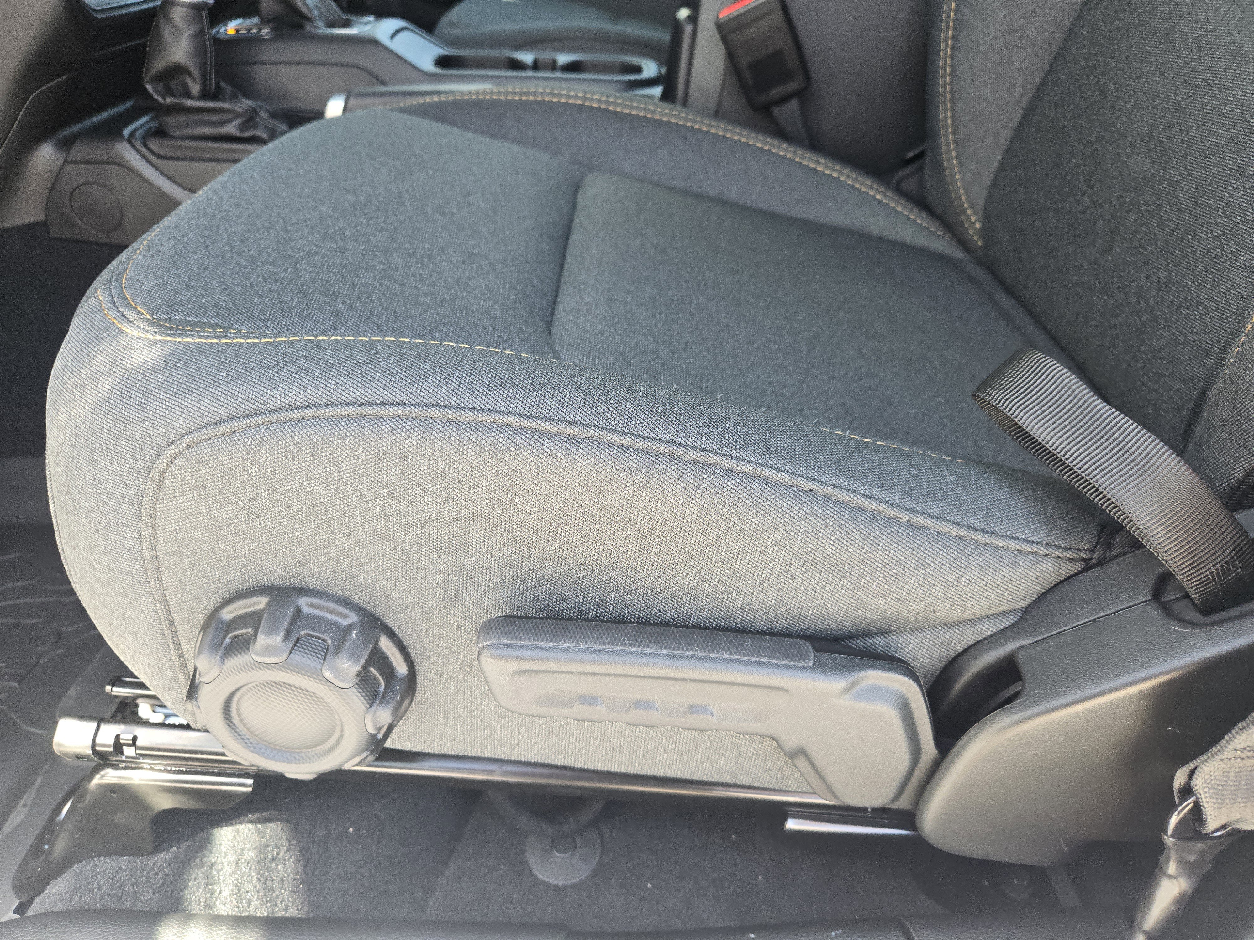 New 2025 Jeep Wrangler Sport S AWD/4WD image 18