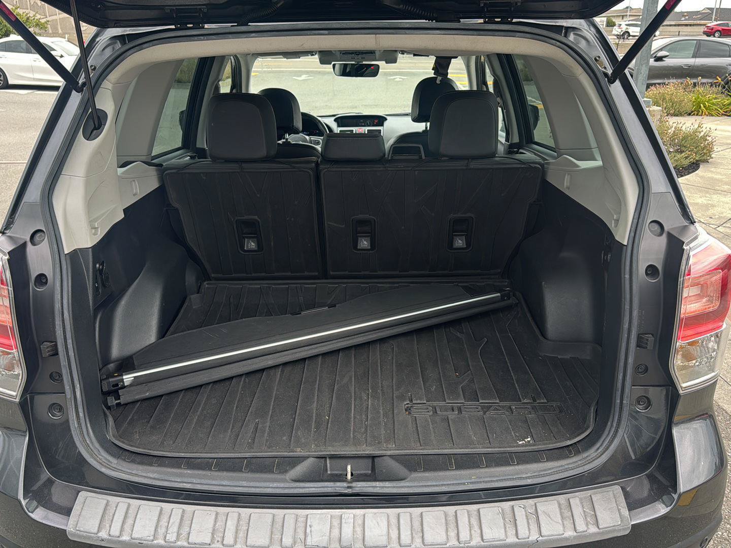 Used 2018 Subaru Forester 2.5i Touring AWD/4WD image 14