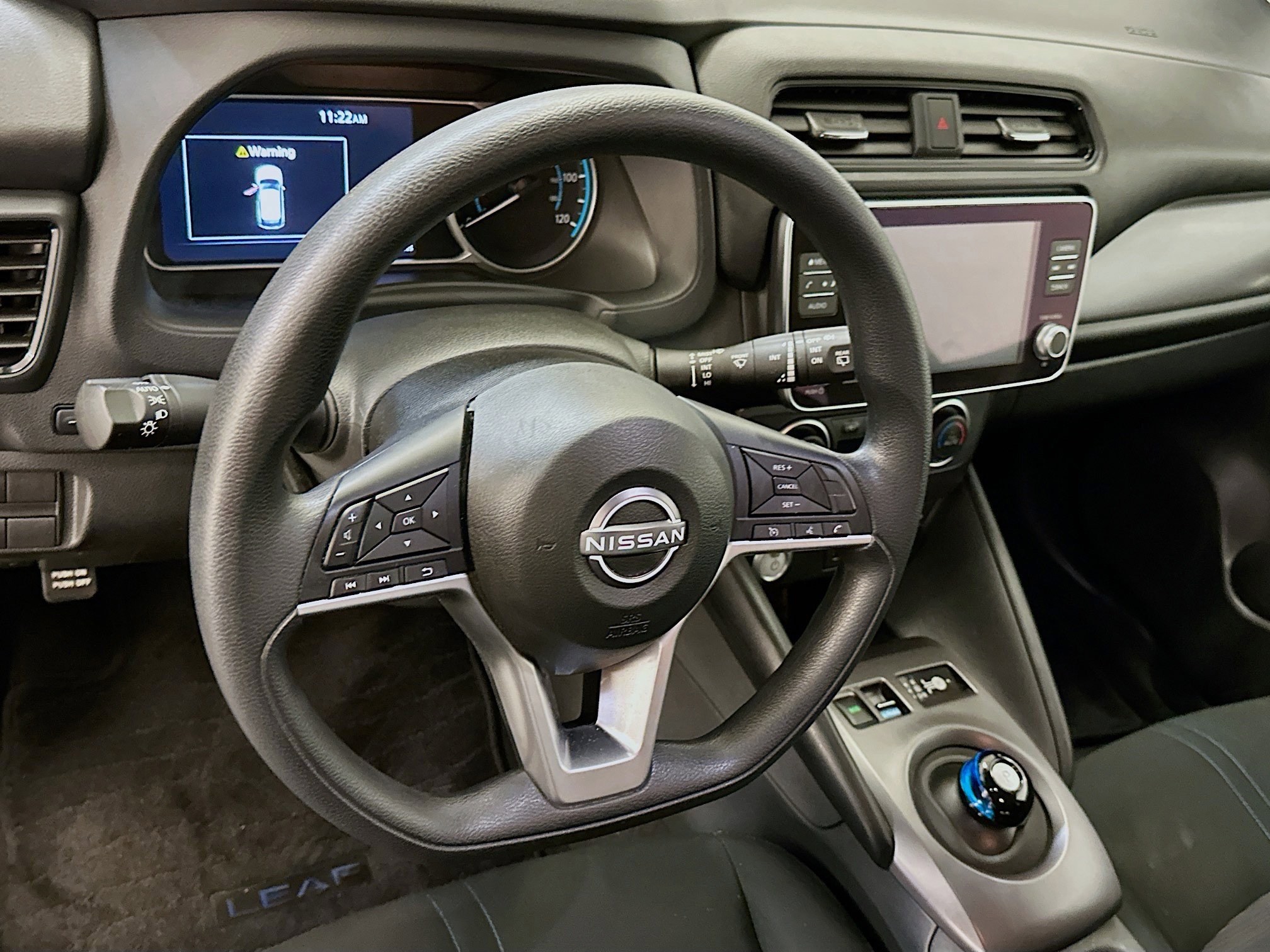 Used 2024 Nissan Leaf S image 18