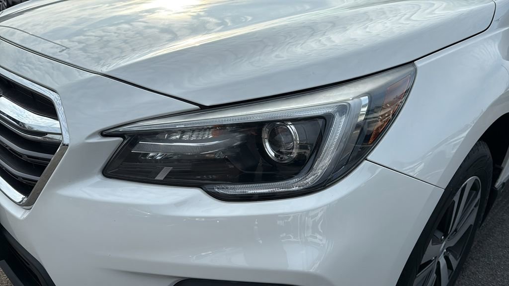 Used 2019 Subaru Outback 3.6R Limited image 9