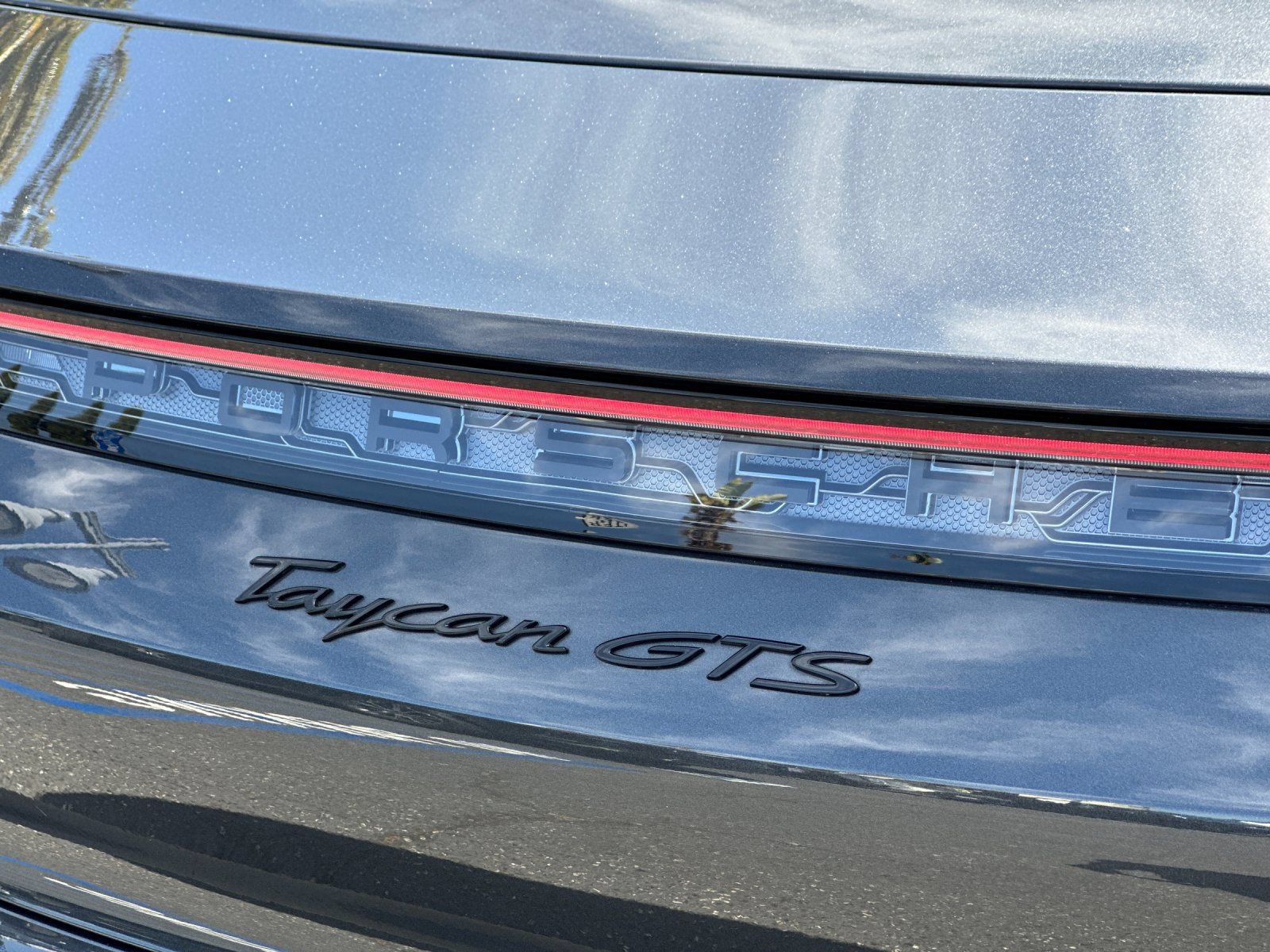 Used 2024 Porsche Taycan GTS AWD/4WD image 31